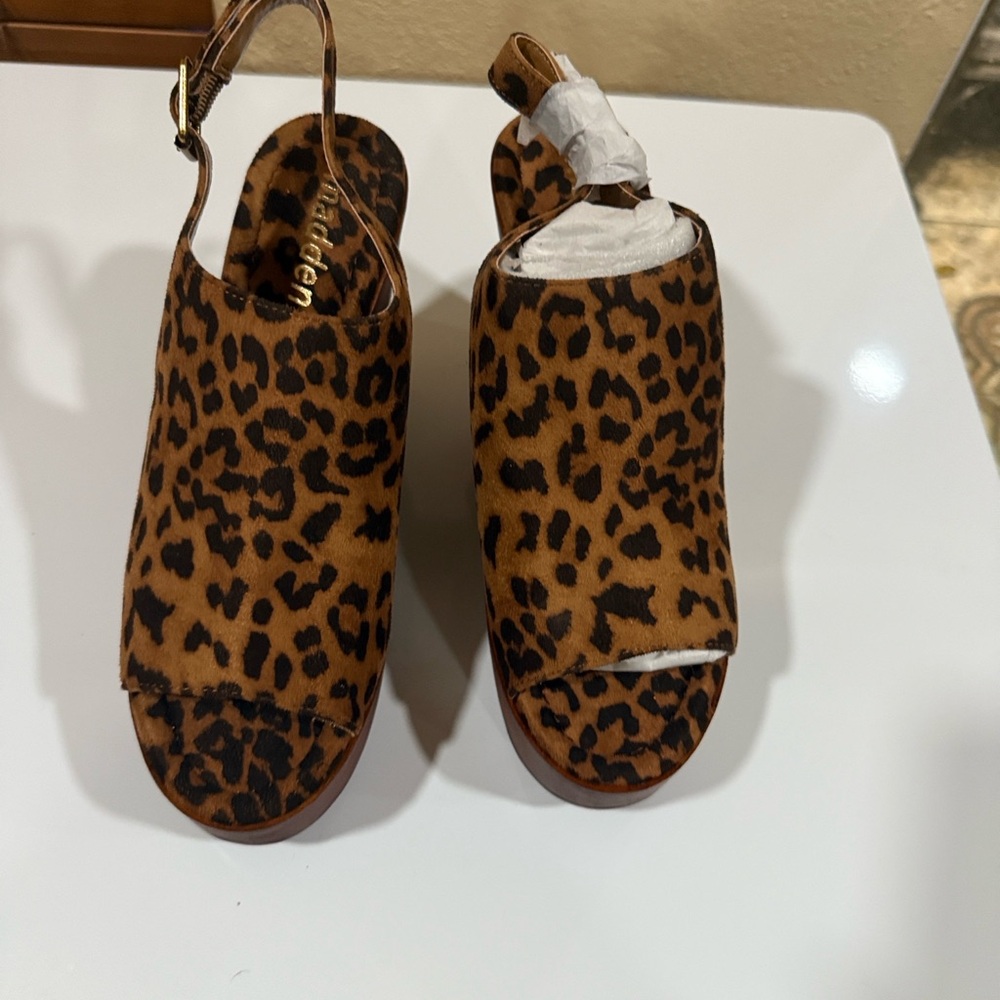 Leopard Print Open-Toe Sandals - image 1